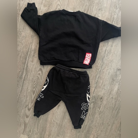 Zara Marvels Spider-Man Jogger Sweatshirt set 12-18 Months - Picture 5 of 5
